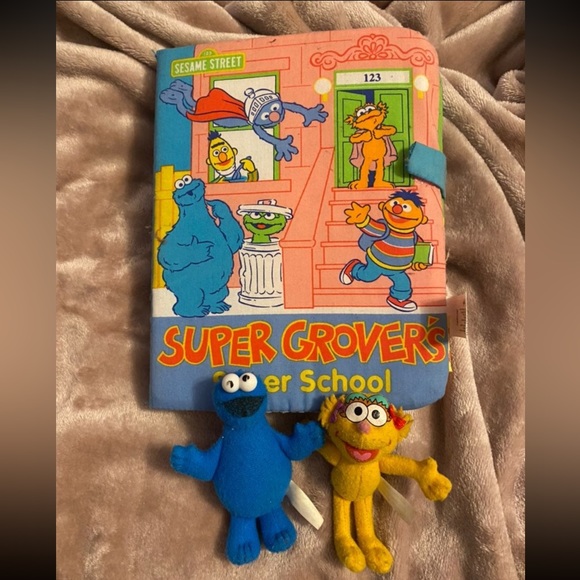 Sesame Street Super Grover Soft Book - Picture 1 of 4